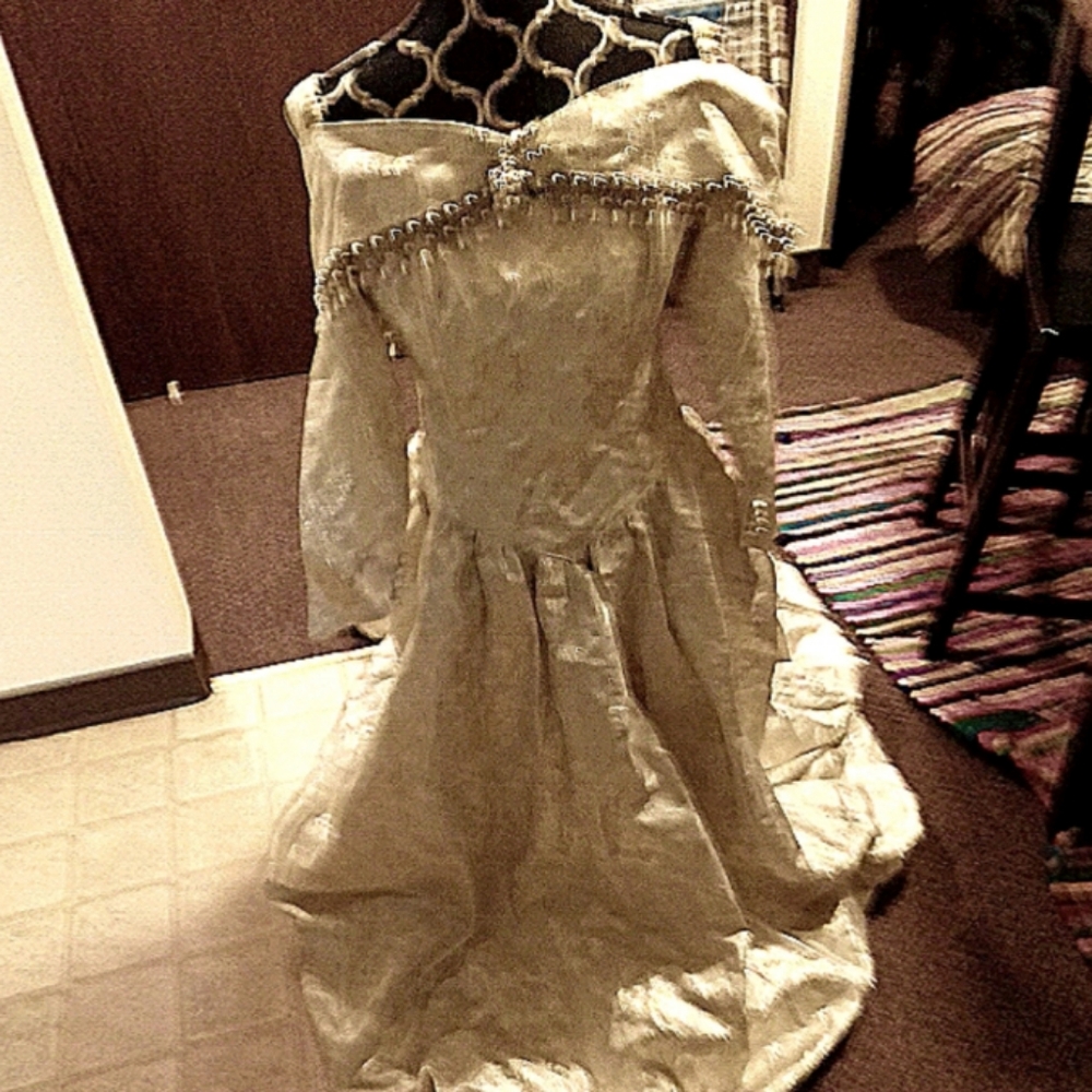 Vintage Wedding Dress